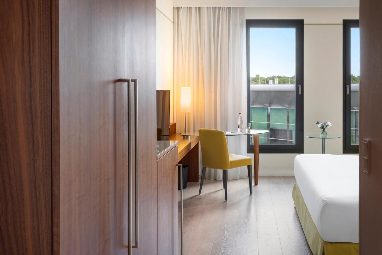 Hotel Melia Lussemburgo Esterno foto